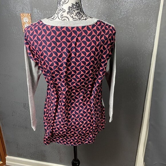 NWT Tommy Hilfiger Women's Print Back Knitted Front Sweater Super Soft. Sz XS - Picture 1 of 9